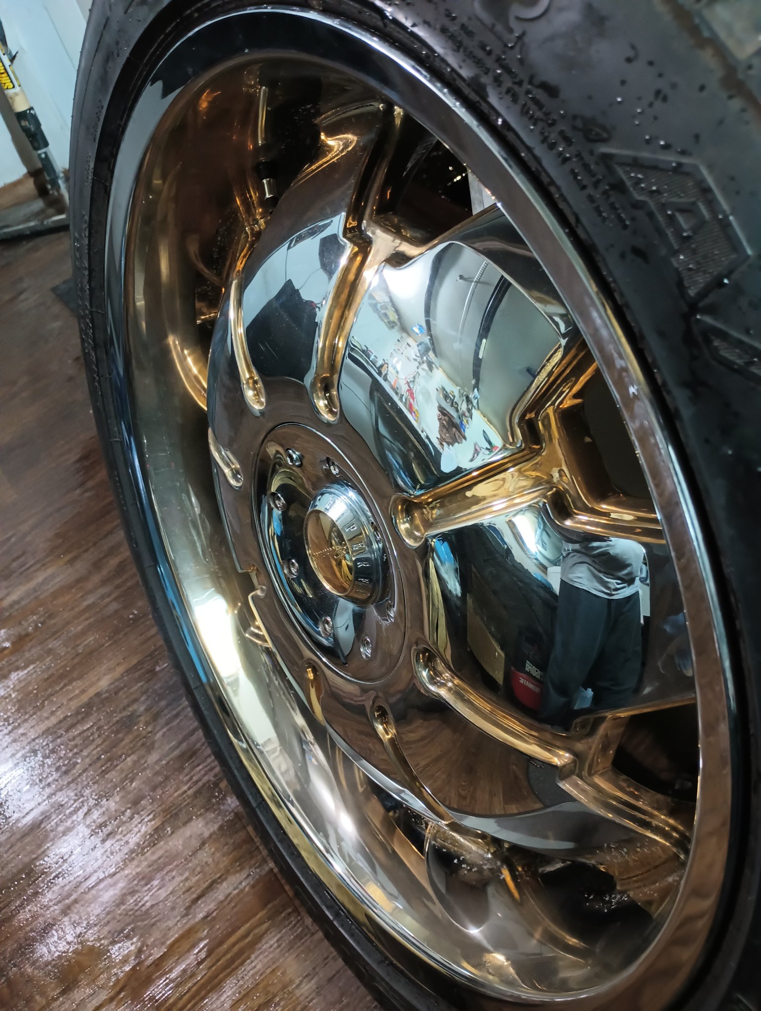 ChromeKarats gold plating work — Chrome & Gold Two-Tone Rim — Detail